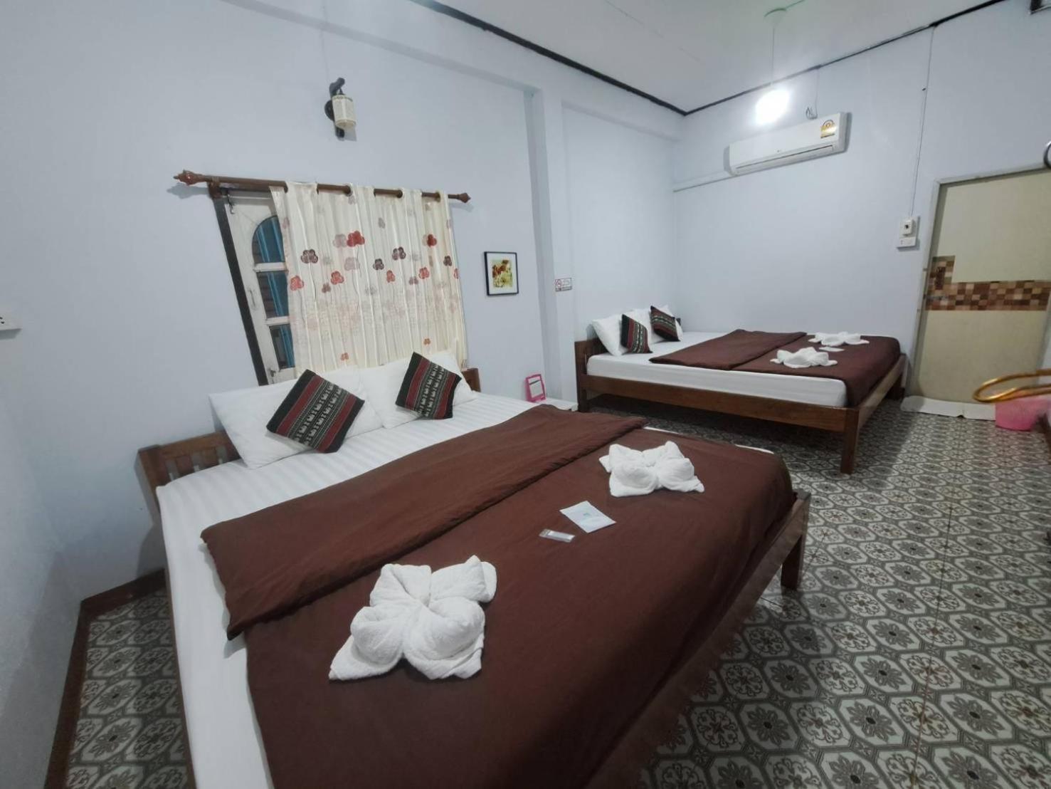ไทยกันเอง ริมโขง Appartement Chiang Khan Buitenkant foto